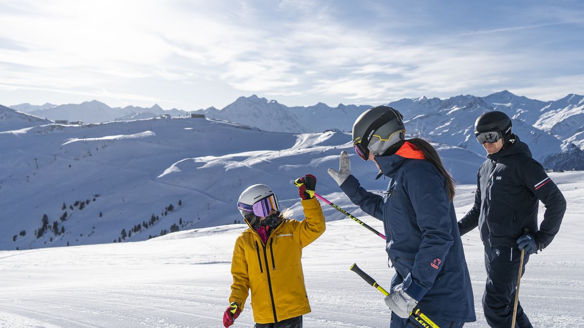 Lyžování v Rakousku: Tipy na osvědčené skiareály pro rodiny s dětmi